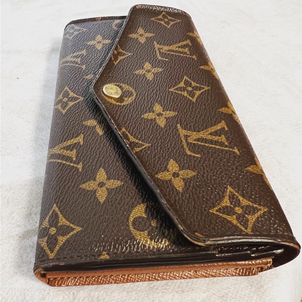 Louis Vuitton (cleaning up closet sale!!!)